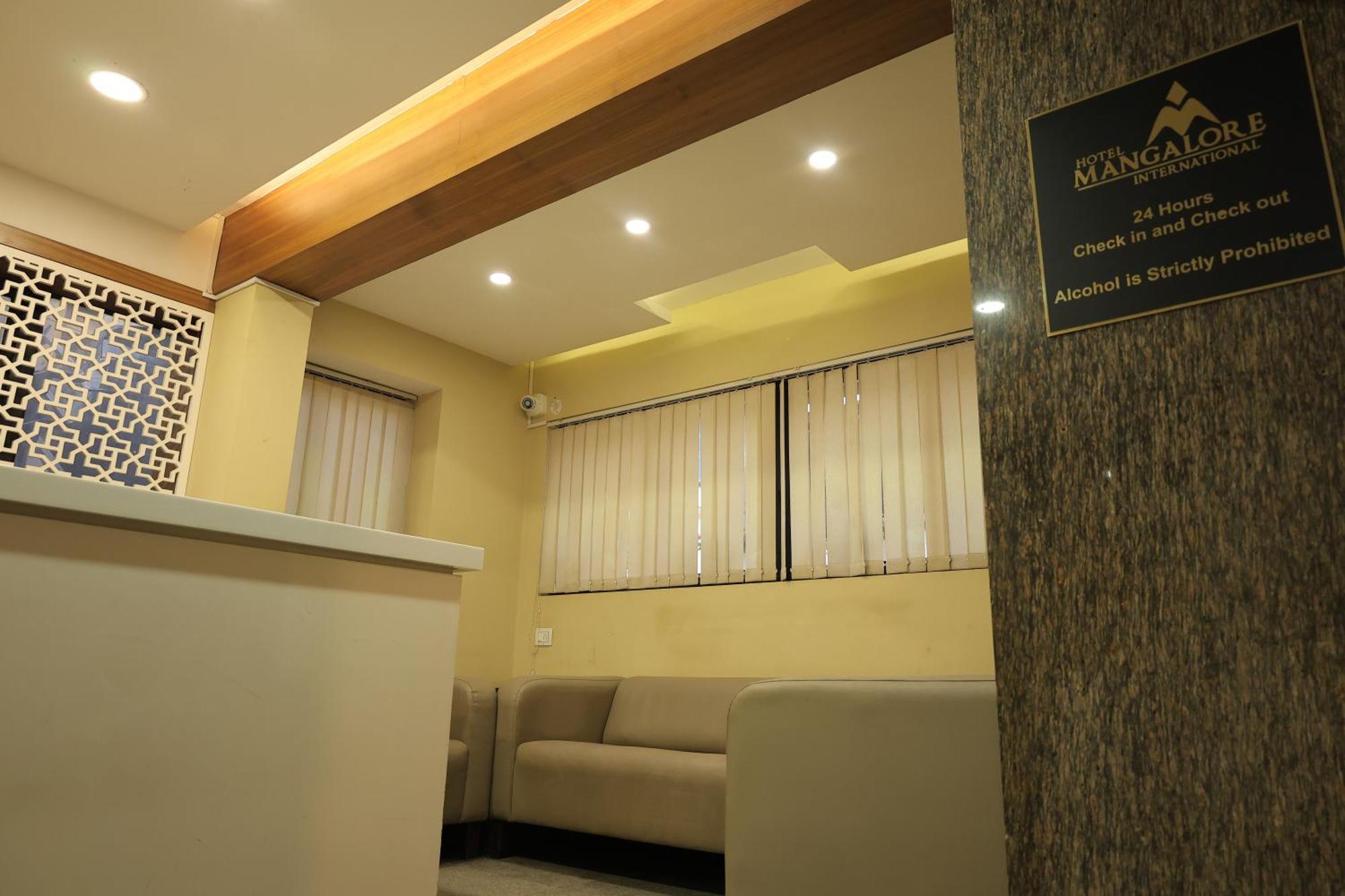 Hotel Mangalore International Exterior foto