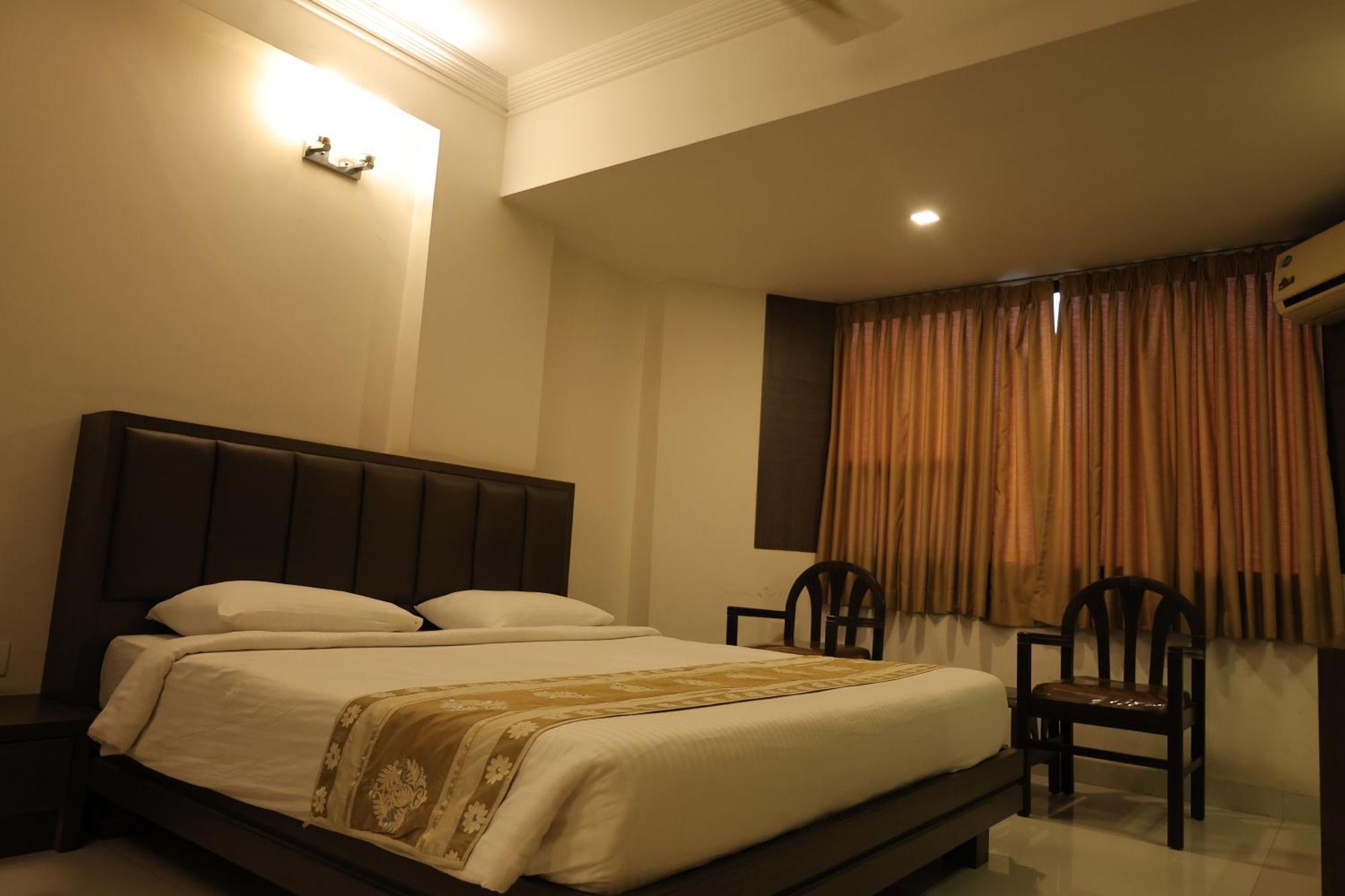 Hotel Mangalore International Exterior foto