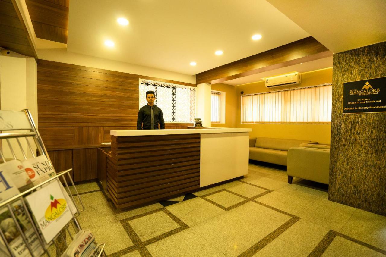 Hotel Mangalore International Exterior foto